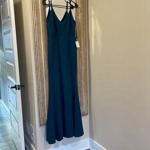 Lulus maxi dress never worn